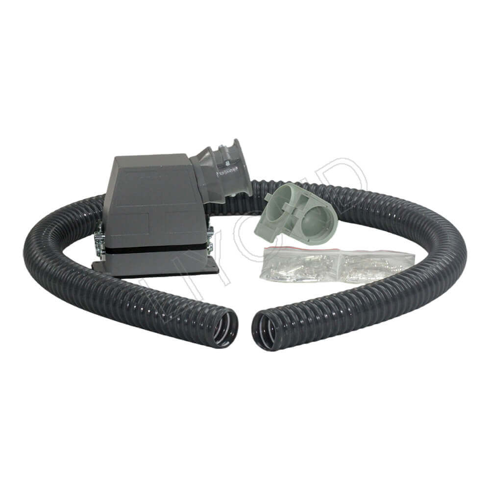 CD-32 Secondary plug socket